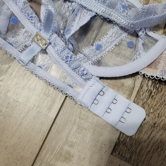 For Love & Lemons Periwinkle Harper Ruffle Bra Size Medium - Picture 8 of 8